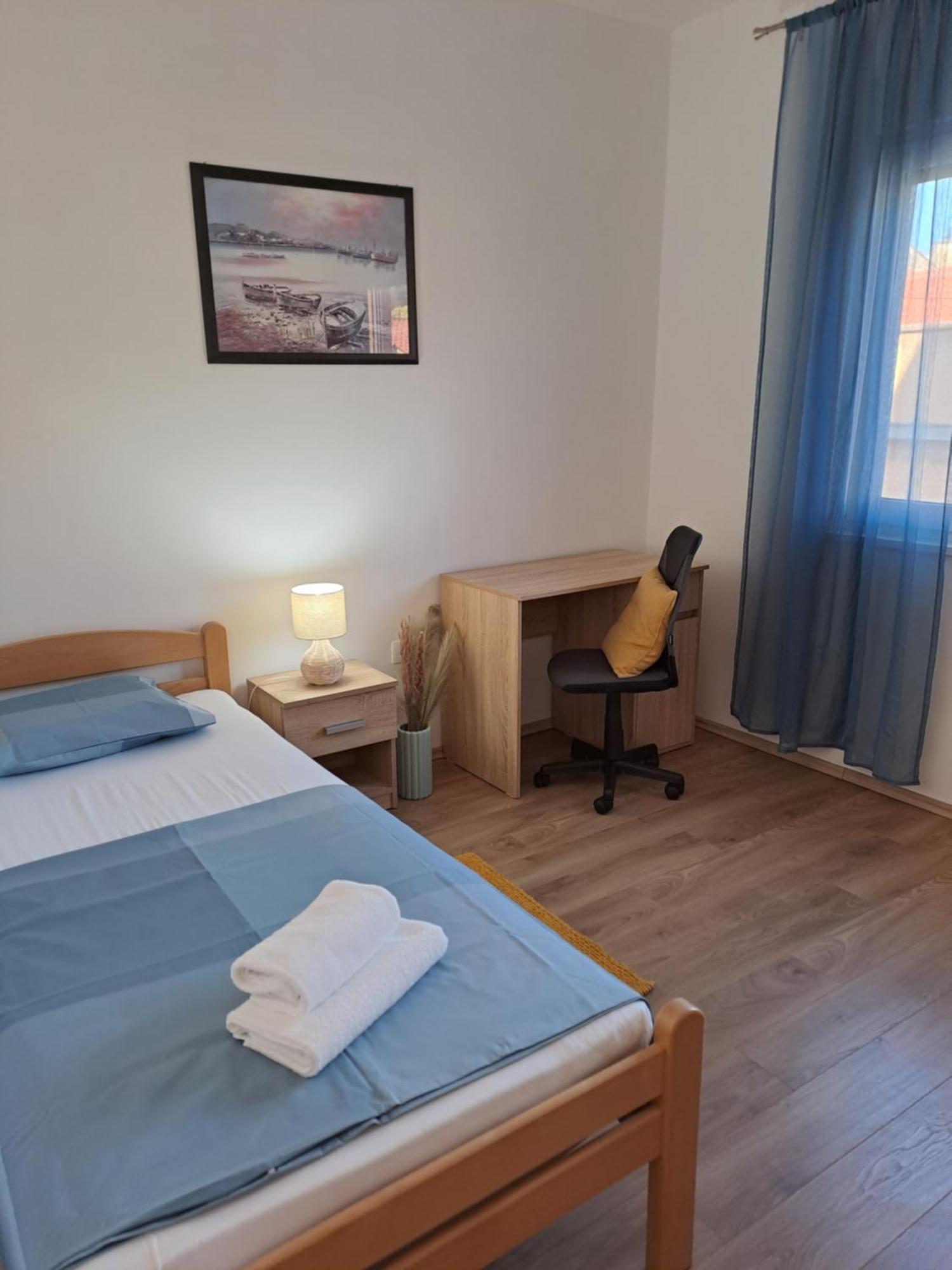 Yulia Apartman Pula Exteriér fotografie